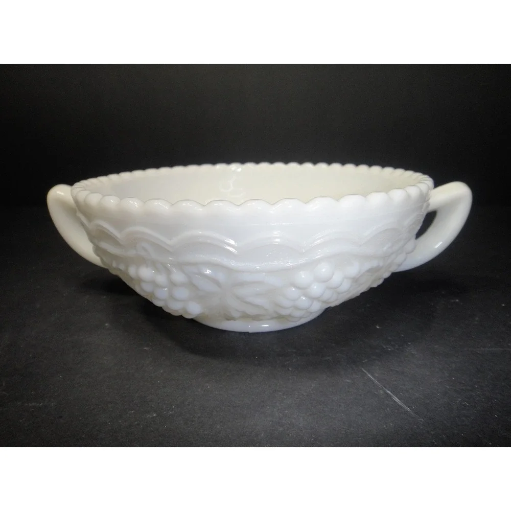 VTG Imperial Glass Double Handle Milk Glass Vintage Grape Embossed Bowl Cup EUC
